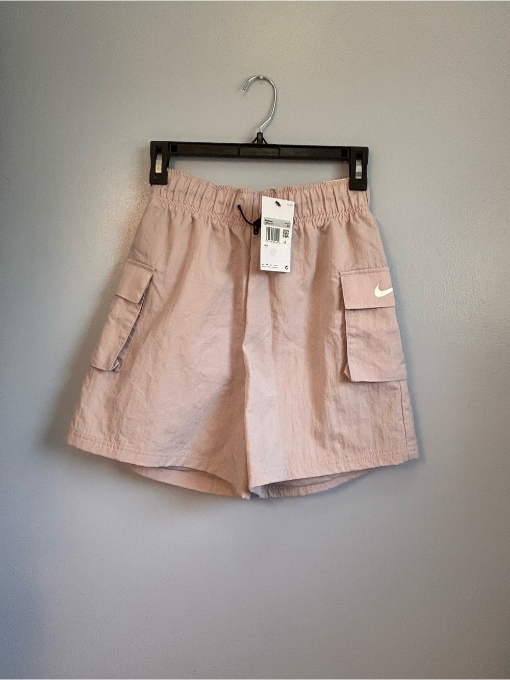 Nike Sportswear Essential Women's Woven High-Rise Shorts Sz XS. NWT